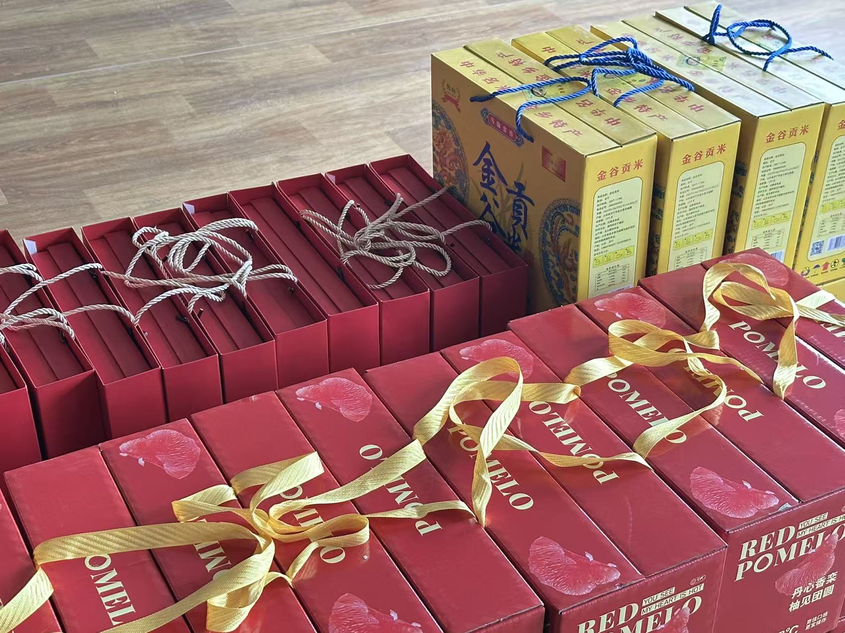 中秋传礼，情暖人心 ——中秋福利发放，致敬每一份坚守